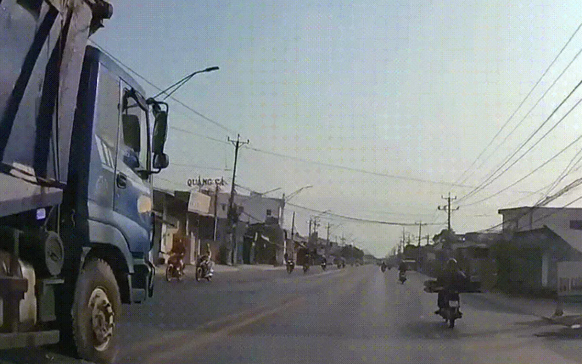 Hai xã nhiều người chết vì tai nạn nhất quý 1: Một phút, 2 xe tải vượt ẩu