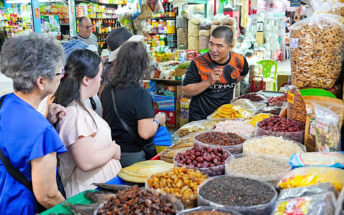 Ngưỡng doanh thu miễn thuế đối với hộ kinh doanh: Nên nâng lên mức 2 - 3 tỉ đồng