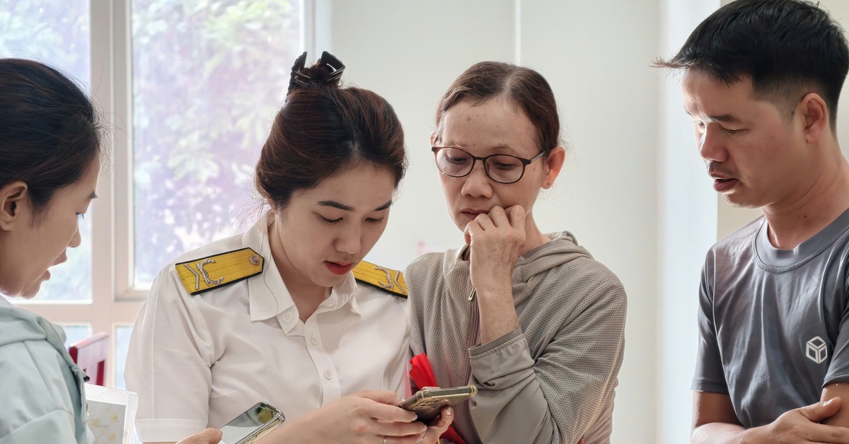 Kê khai thuế đầu vào - đầu ra: Vẫn phải 'cầm tay chỉ việc' cho hộ kinh doanh