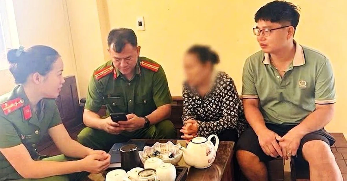 Tài xế taxi kể lại phút chở khách đến công an, ngăn vụ lừa đảo