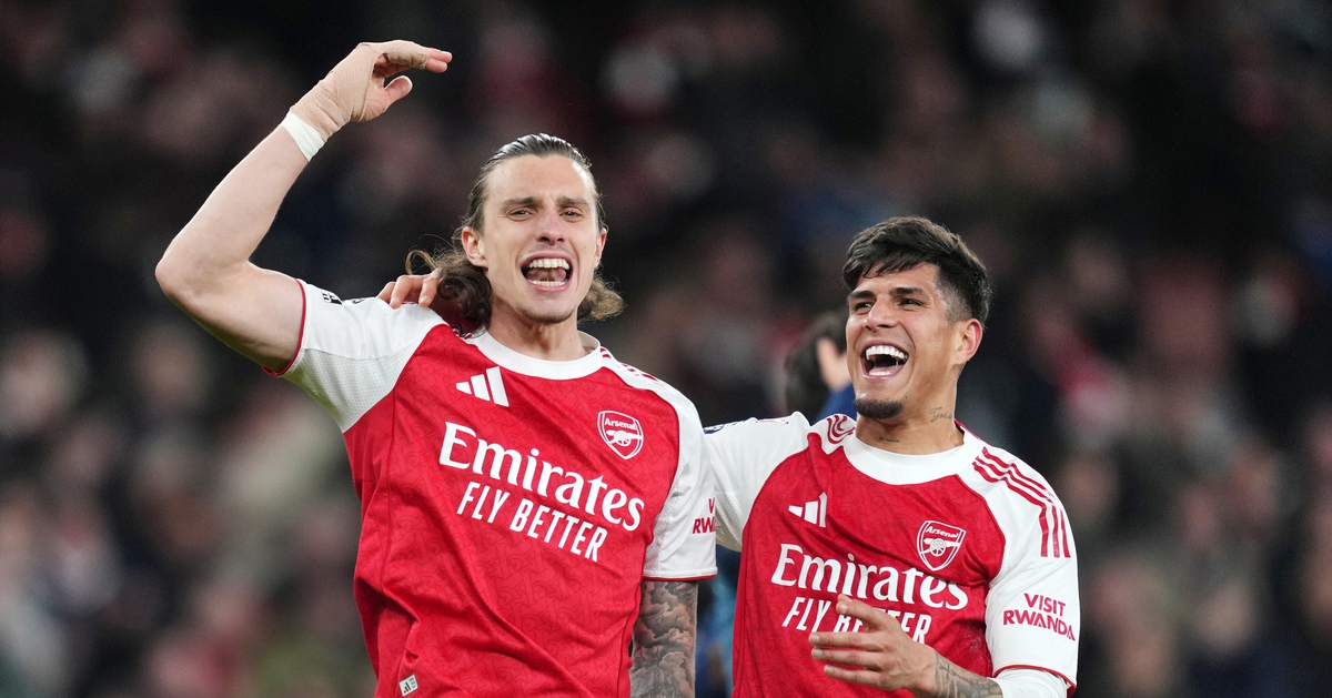 Để vô địch, Arsenal cần tập... marathon và đạp xe