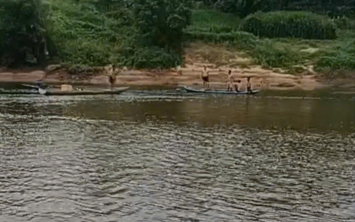 Hai nam sinh lớp 9 đuối nước thương tâm trên sông Tranh