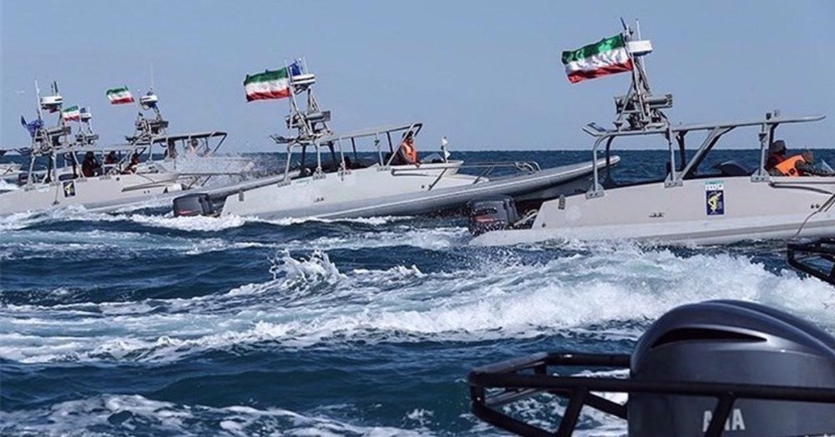 Trung Đông tối 23-4: Mỹ kiểm tra tàu bí ẩn; Iran tuyên bố chờ sẵn tàu chiến Mỹ