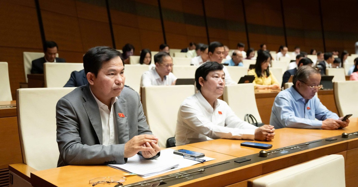 Quốc hội 'chốt' bỏ điều kiện sáng kiến khi xét bằng khen với chiến sĩ thi đua cơ sở