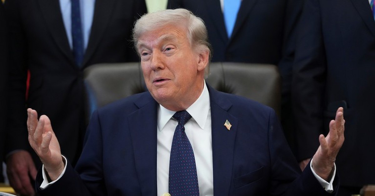 Trump nổi giận trước câu hỏi về khả năng Mỹ dùng vũ khí hạt nhân tại Iran