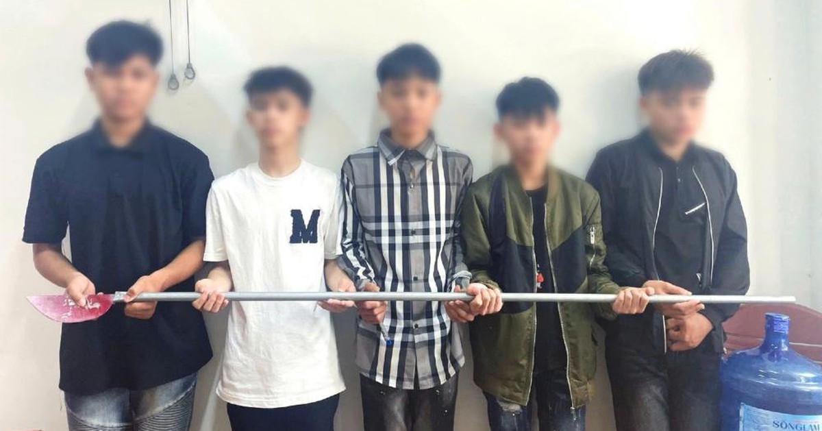 Hai nhóm thiếu niên Hà Tĩnh và Quảng Trị hẹn nhau giải quyết mâu thuẫn bằng hung khí