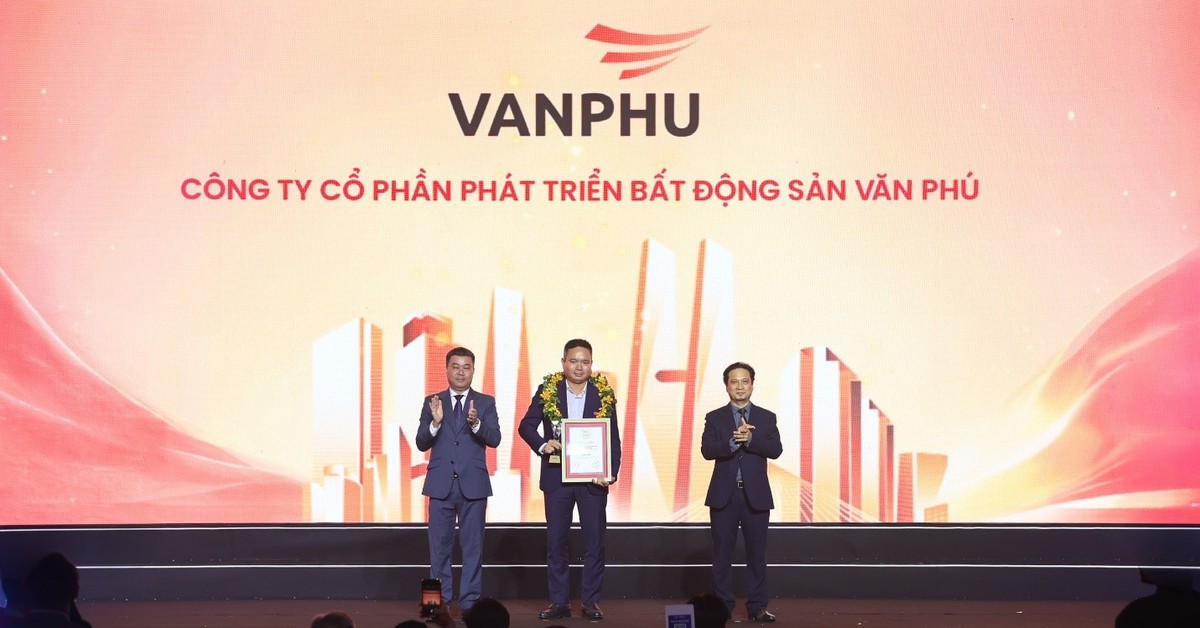 Văn Phú lần thứ 4 liên tiếp vào top 10 chủ đầu tư bất động sản uy tín