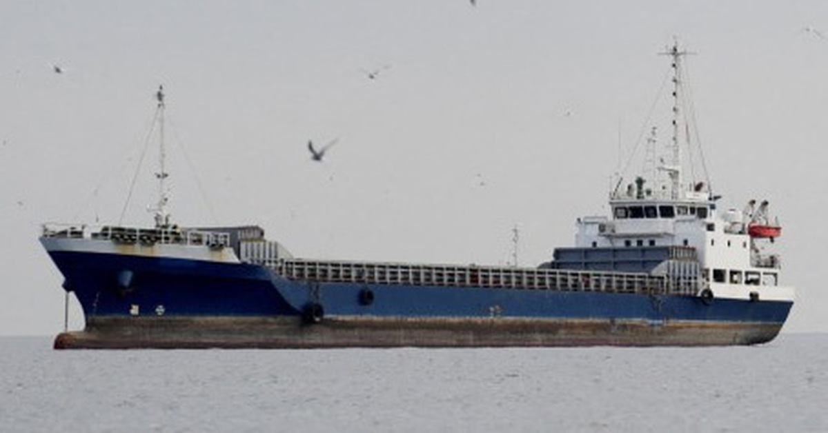 Giá dầu tăng khi Mỹ, Iran đều đòi kiểm soát eo biển Hormuz