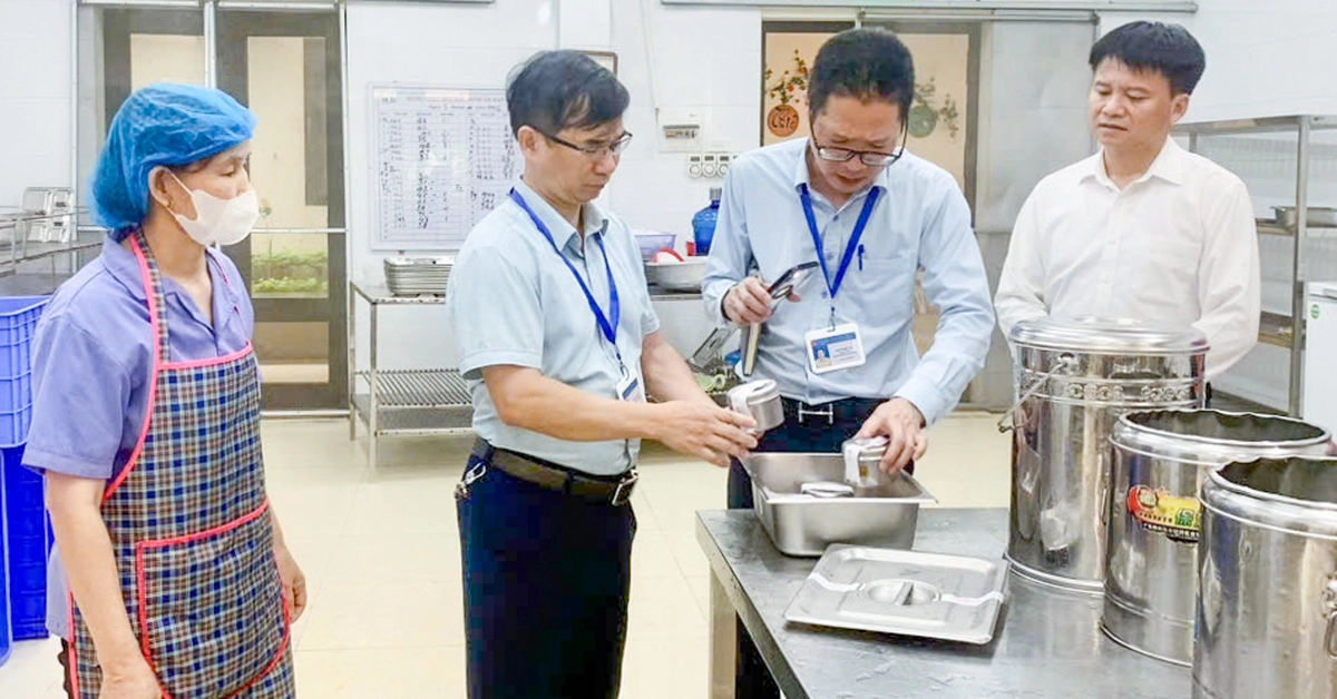 36 vụ ngộ độc trong 3 tháng: Hướng tới 'không kiểm tra từng khâu riêng lẻ'