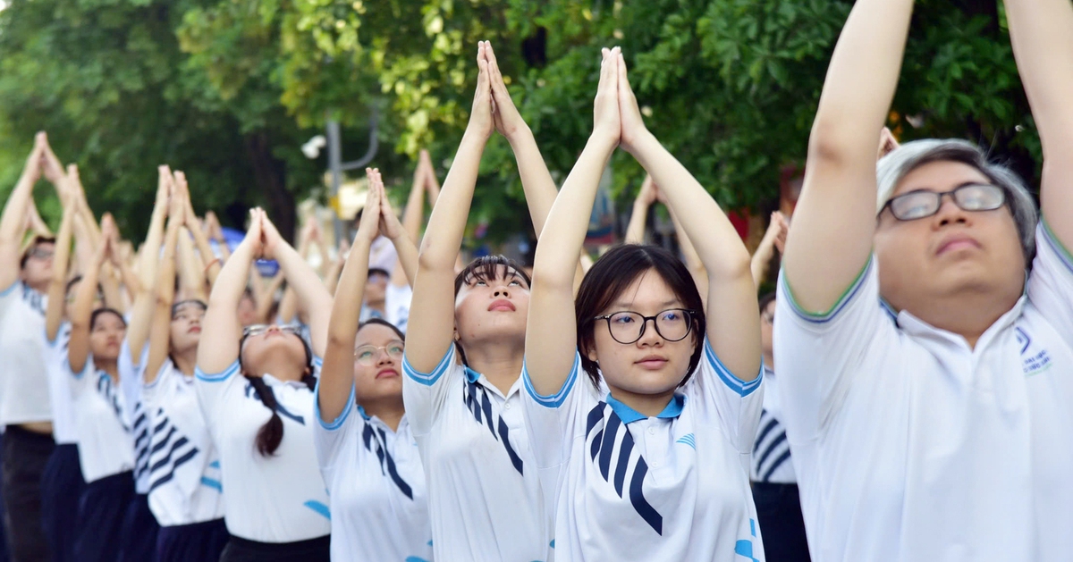 'Vì một Việt Nam khỏe mạnh': Chặn bệnh từ sớm, chủ động nắm giữ tương lai