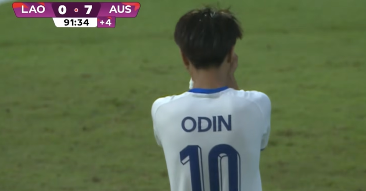 Video: Thủ môn Úc xuất sắc cứu thua, khiến U17 Lào ‘ôm hận’