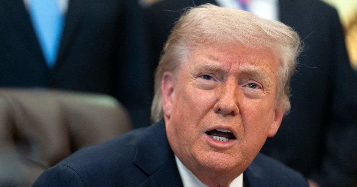 Tin tức thế giới 25-4: Phố Wall tăng tốt do Mỹ-Iran sắp đàm phán; Ngoại trưởng Iran đã đến Pakistan