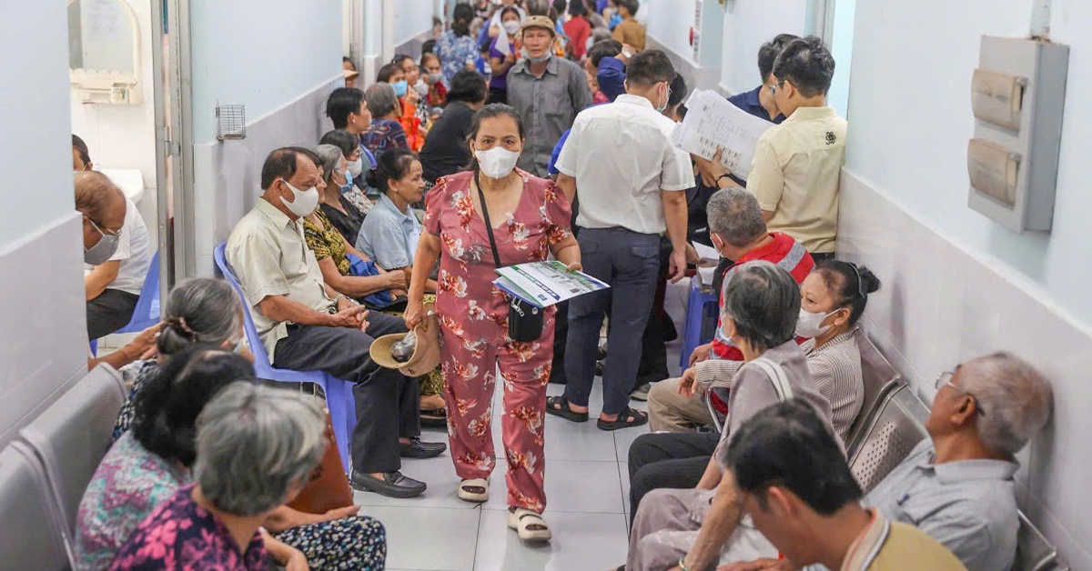 Mạo danh cán bộ đoàn kiểm tra Sở Y tế TP.HCM để lừa đảo