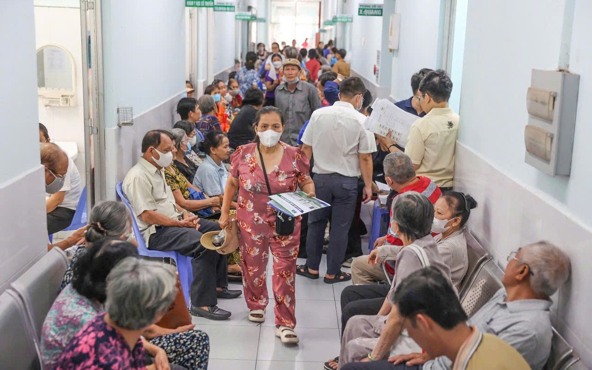 Mạo danh cán bộ đoàn kiểm tra Sở Y tế TP.HCM để lừa đảo