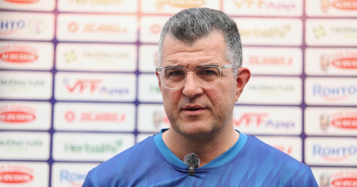 HLV U17 Việt Nam nói gì sau khi tạo kỷ lục Đông Nam Á?