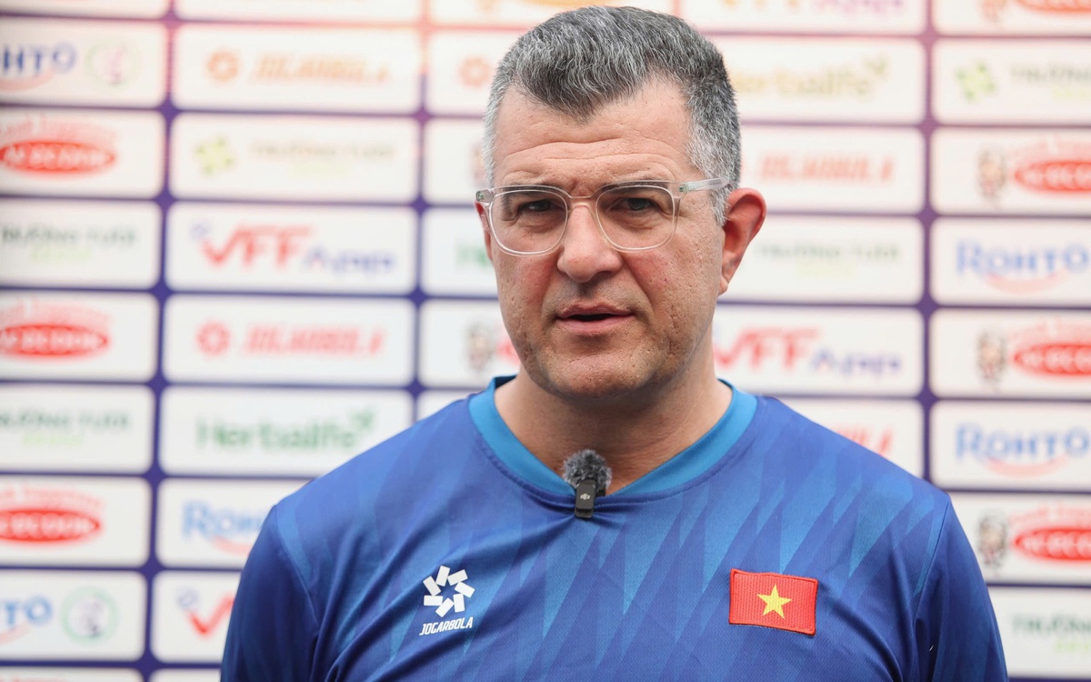 HLV U17 Việt Nam nói gì sau khi tạo kỷ lục Đông Nam Á?