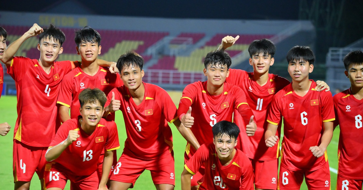 U17 Việt Nam - U17 Malaysia (hiệp 2) 3-0: Văn Dương lập cú đúp