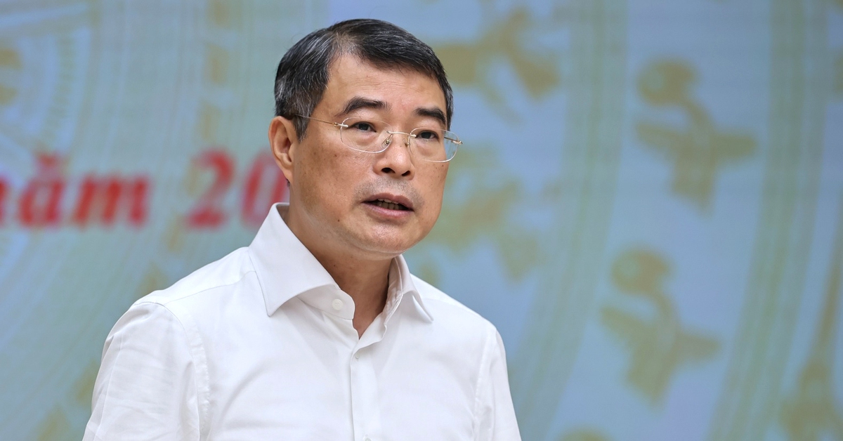 Thủ tướng Lê Minh Hưng nghiêm khắc phê bình 28 bộ ngành, 18 địa phương giải ngân thấp