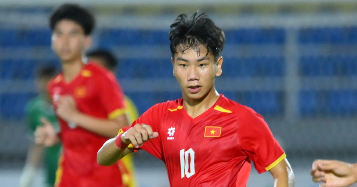 Nguyễn Lực giành danh hiệu Cầu thủ xuất sắc nhất U17 Đông Nam Á 2026