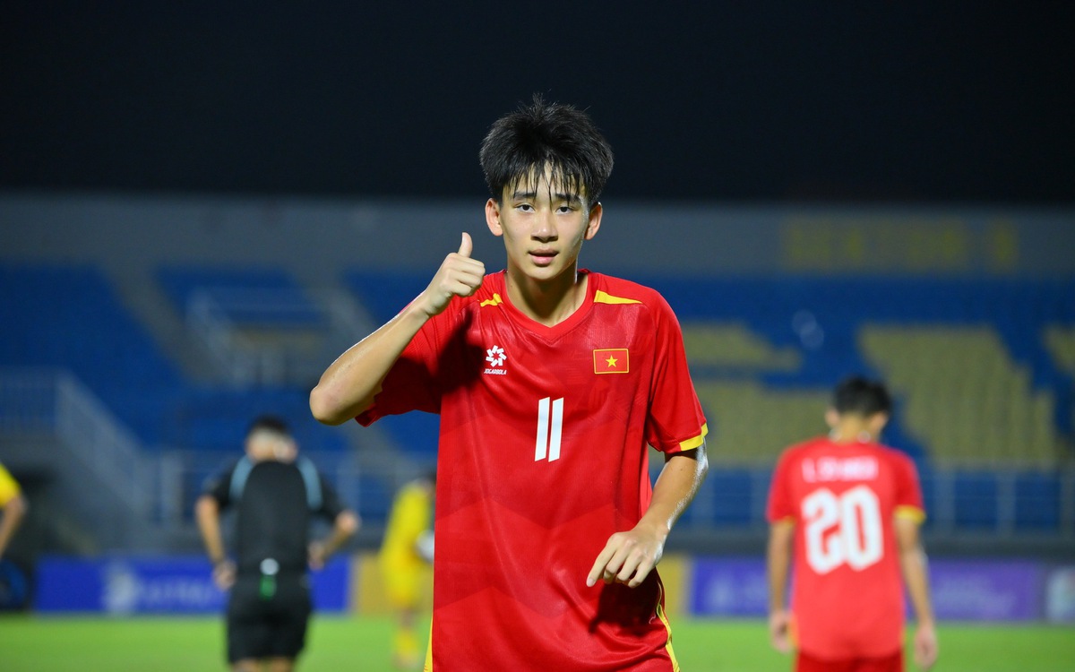 CĐV Đông Nam Á: U17 Việt Nam đá chung kết như đá tập