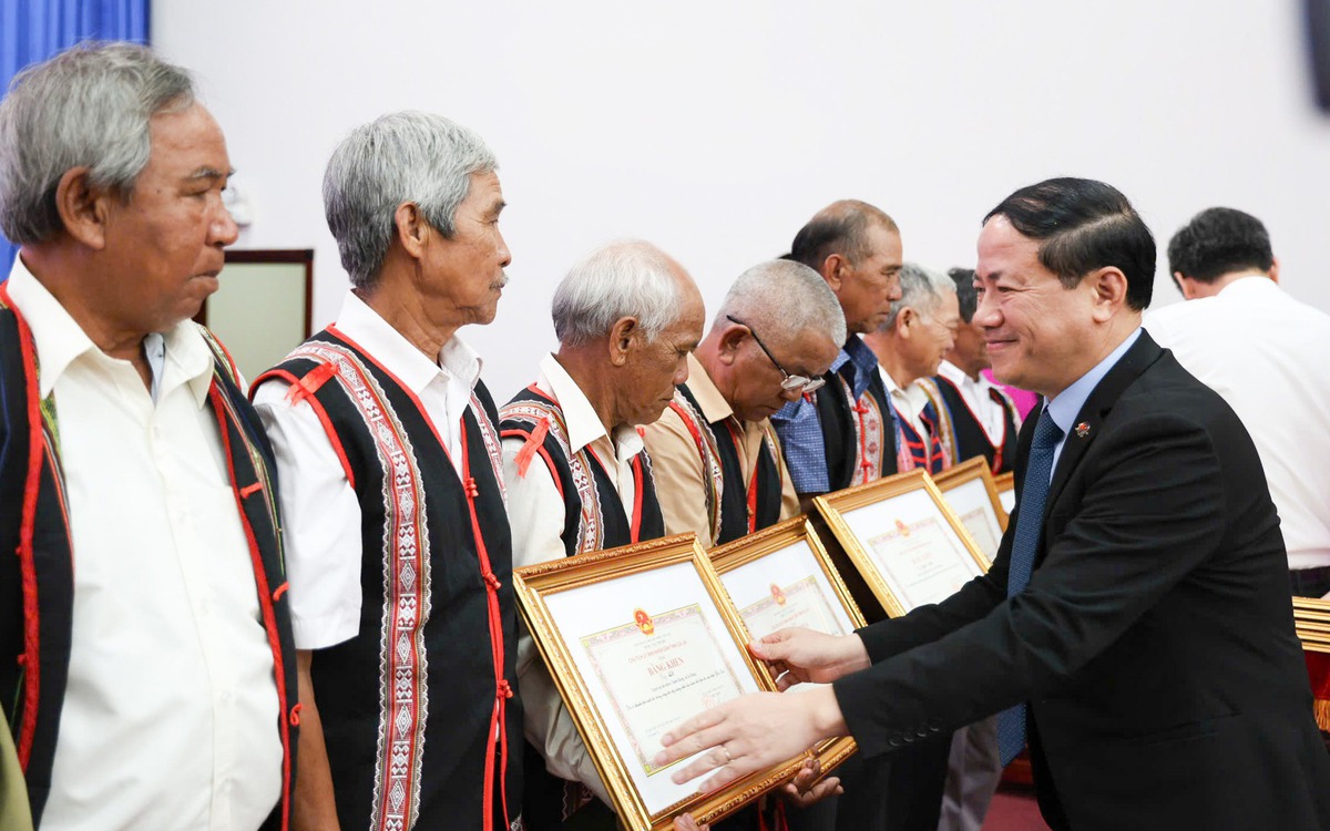 80 năm các dân tộc miền Nam nhớ dòng thư Bác: 'Chúng ta sống chết có nhau, sướng khổ cùng nhau!'