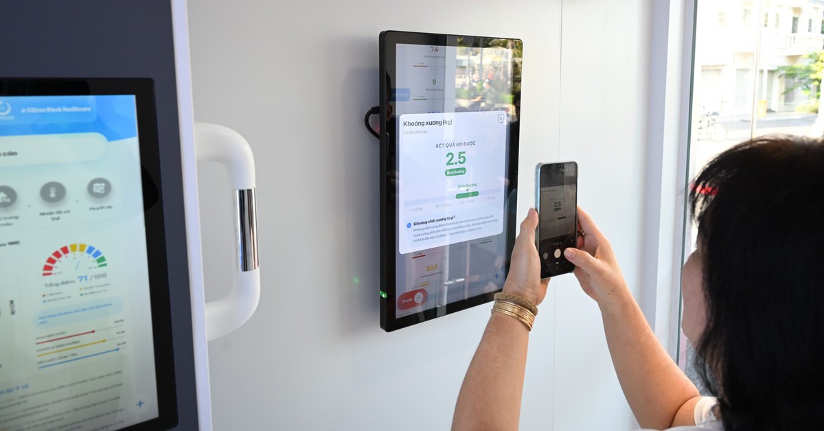 Chỉ 'một chạm', người dân TP.HCM được chăm sóc, tư vấn sức khỏe ngay tại khu dân cư