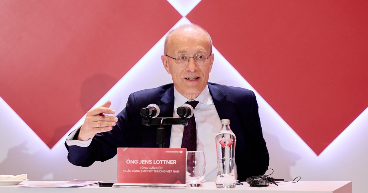 Techcombank chia cổ tức và cổ phiếu thưởng tỉ lệ lên đến 67%