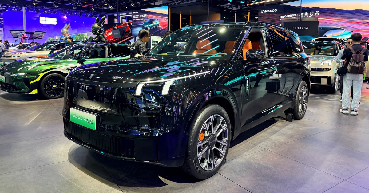Lynk & Co 900 sắp bán ở Việt Nam: Tiện nghi như xe sang, chạy không xăng 220km