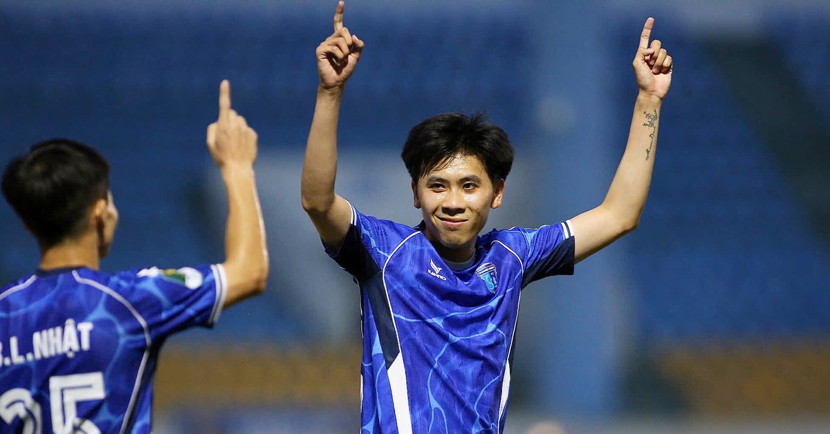 Siêu phẩm giúp CLB Quảng Ninh thắng trận đầu tiên sau gần nửa năm