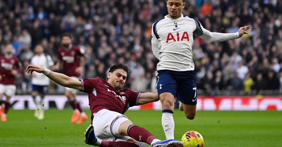 Những ngày định đoạt của Premier League