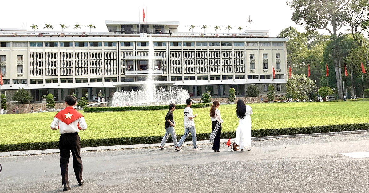 Tháng Tư nói gì với con về hòa bình?