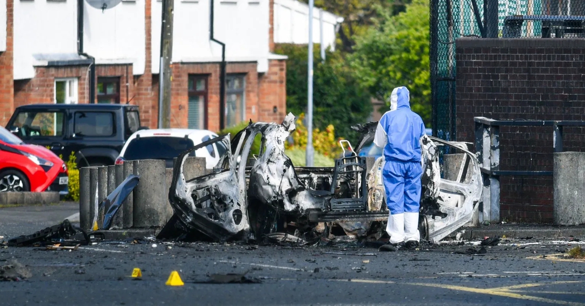 Đánh bom bằng ô tô lần hai trong một tháng tại Bắc Ireland