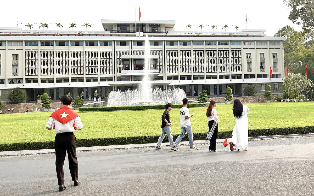 Tháng Tư nói gì với con về hòa bình?