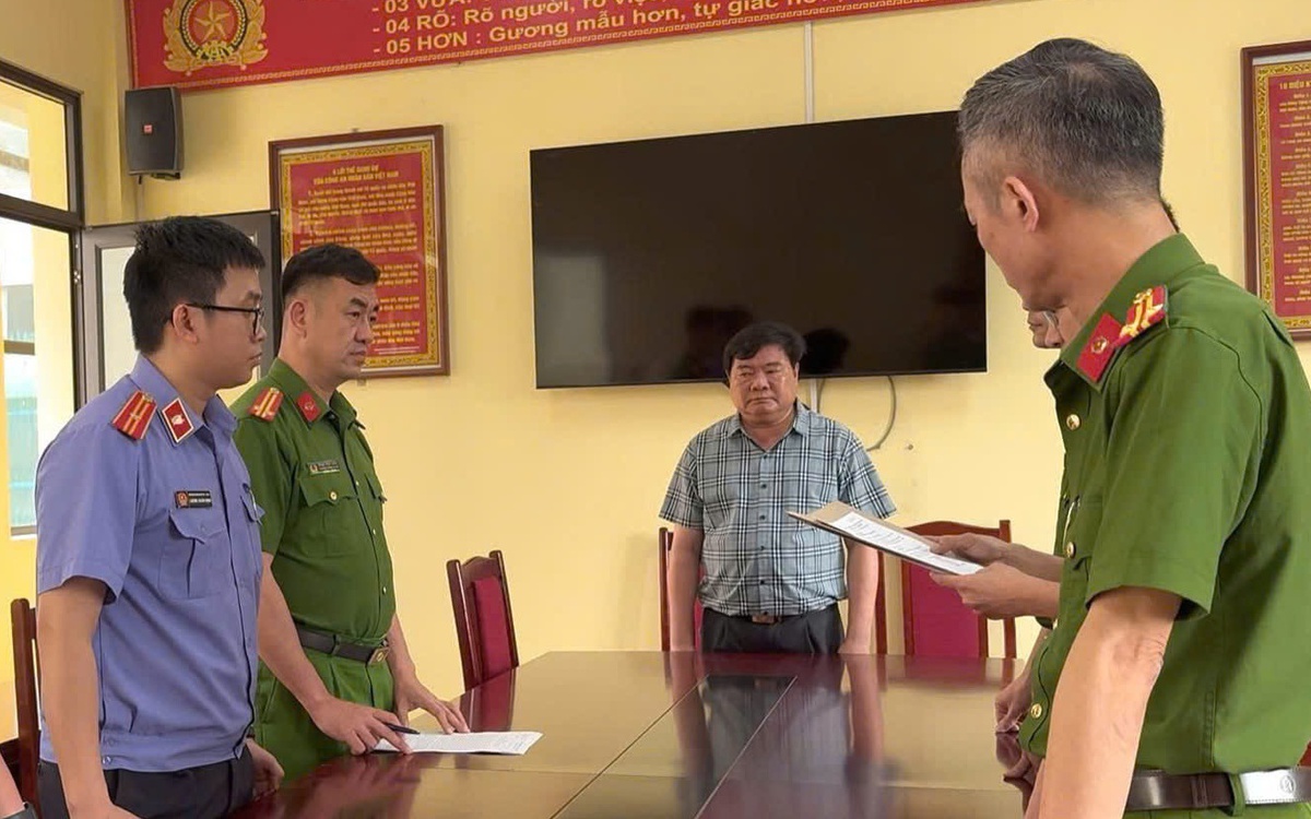 Khởi tố giám đốc công ty xây dựng để cột điện lăn gây chết người