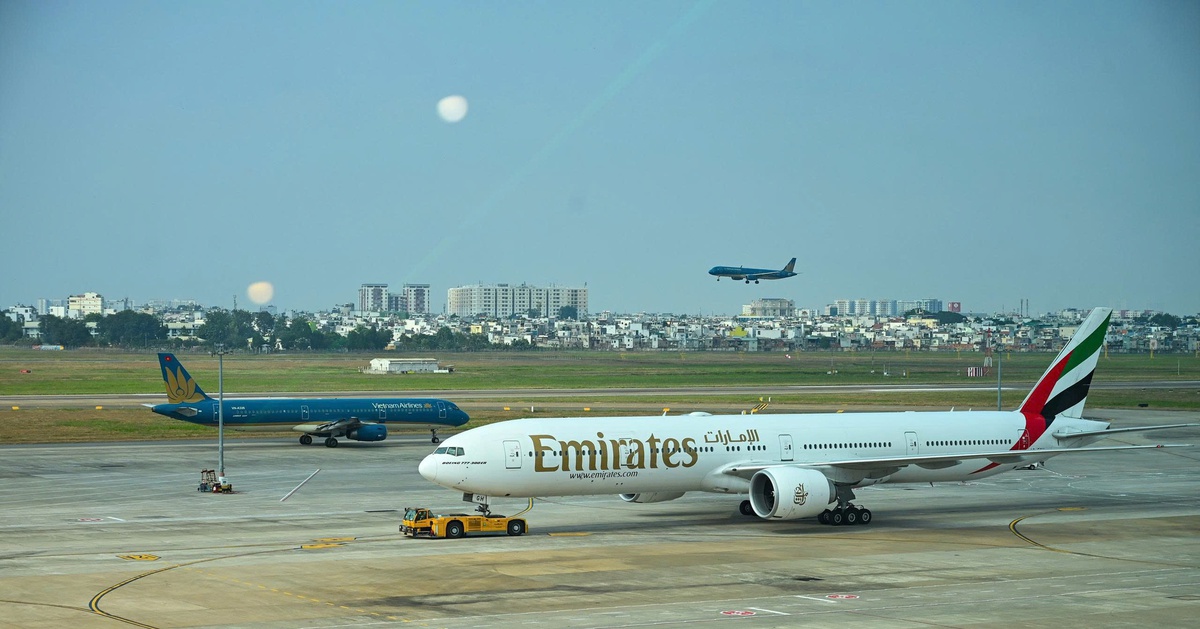 Hãng bay giảm chuyến vì chi phí tăng, ACV tìm cách ổn định nguồn thu