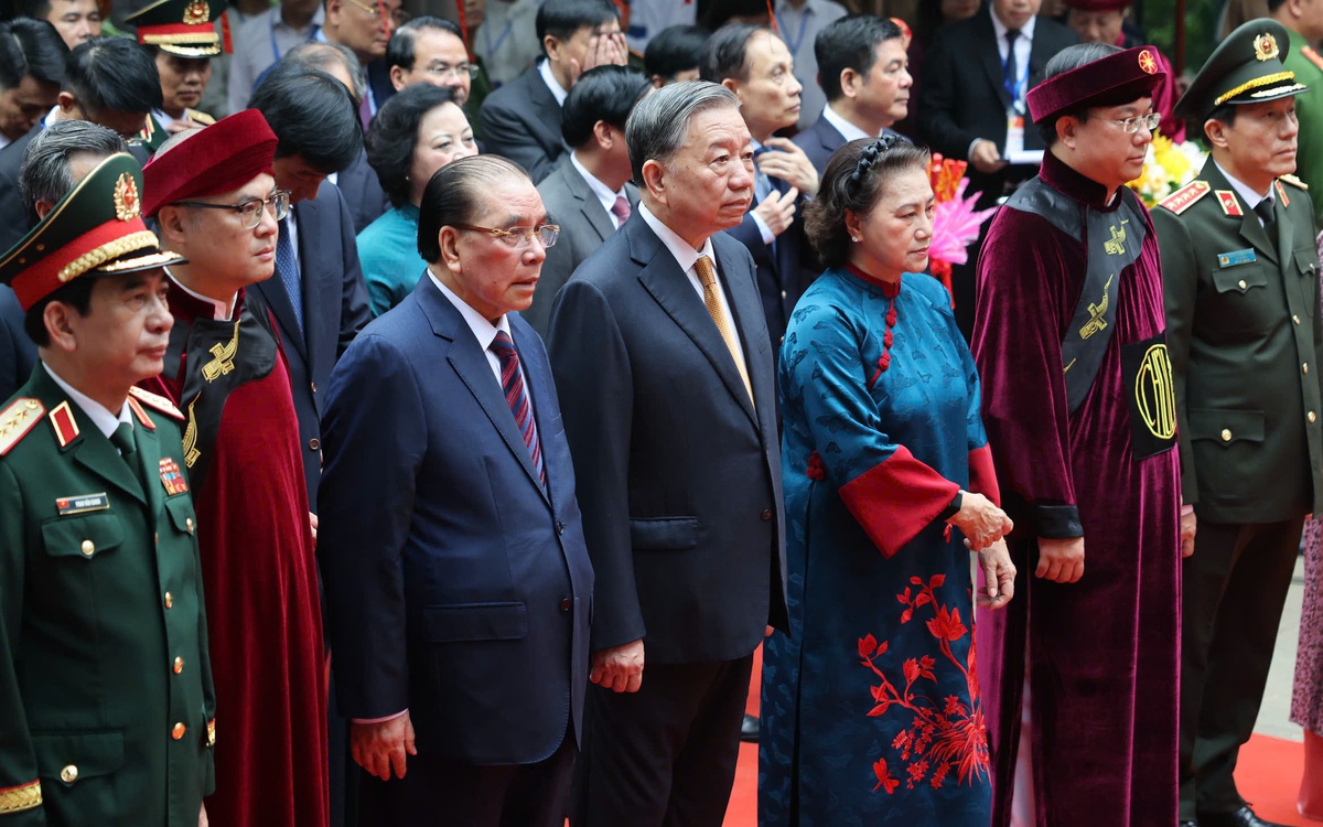 Tổng Bí thư, Chủ tịch nước Tô Lâm dâng hương giỗ Tổ Hùng Vương