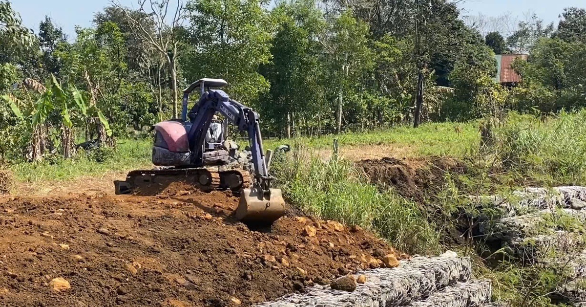 Xây kênh 15 tỉ rồi bỏ hoang, bạn đọc muốn truy trách nhiệm đến cùng