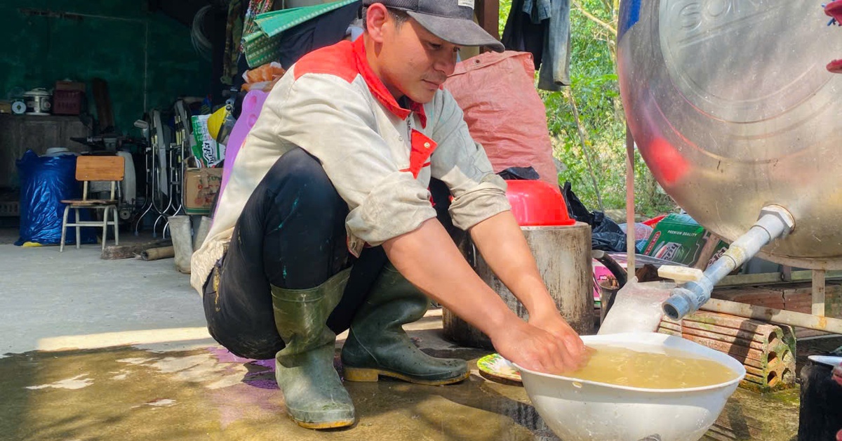 Người dân vùng cao ở Huế ‘khát’ nước sạch