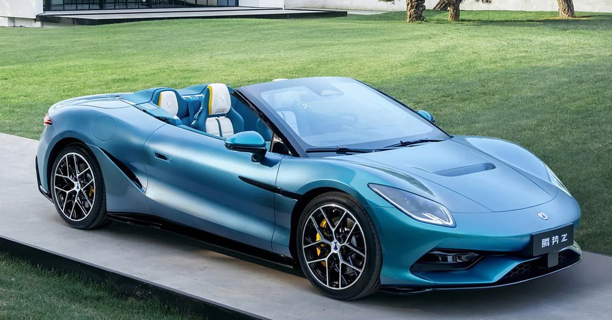 BYD Denza Z Convertible: Xe điện mui trần mạnh 1.000 mã lực