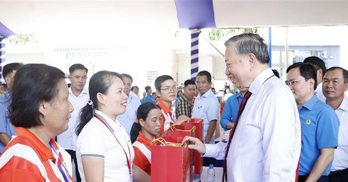 Tổng Bí thư, Chủ tịch nước Tô Lâm thăm, động viên công nhân, người lao động tại TP.HCM