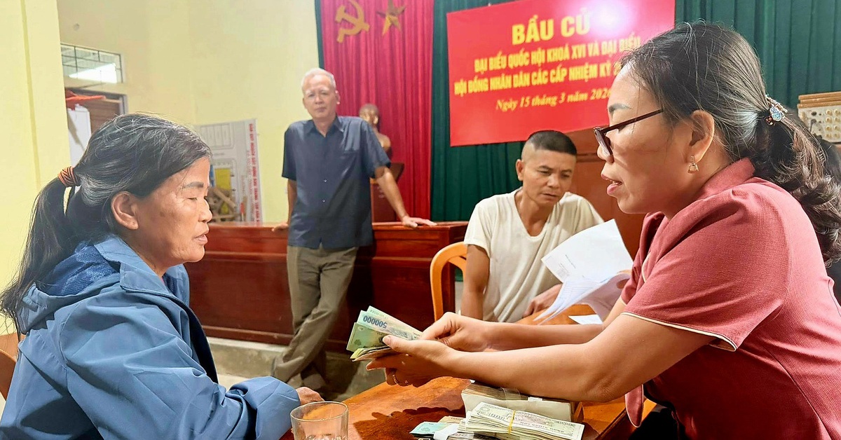 Người dân Nghệ An nhận hơn 1.350 tỉ đồng khắc phục bão lũ