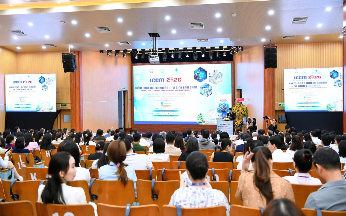 Kiểm soát nhiễm khuẩn và vi sinh lâm sàng trong kỷ nguyên số