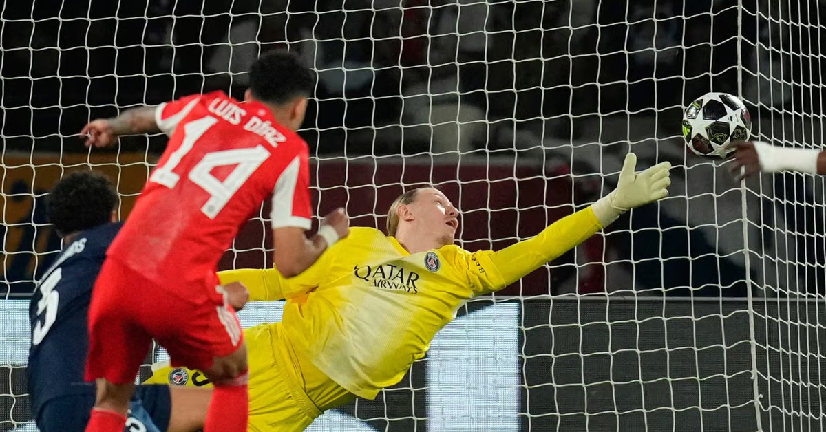 Mưa bàn thắng trong đại chiến PSG - Bayern Munich