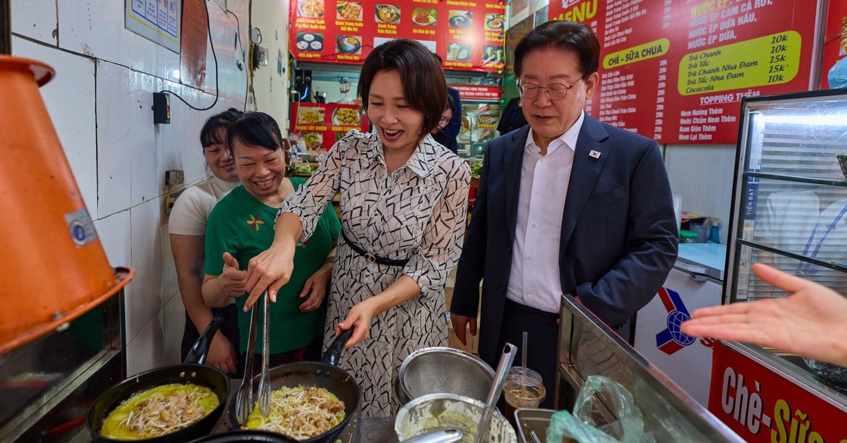 Quán nem nướng ở Hà Nội 'lên' Instagram của Tổng thống Hàn Quốc