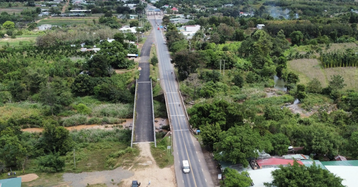 Đắk Lắk tính phương án 'giải cứu' cầu bỏ hoang 8 năm trên quốc lộ 14