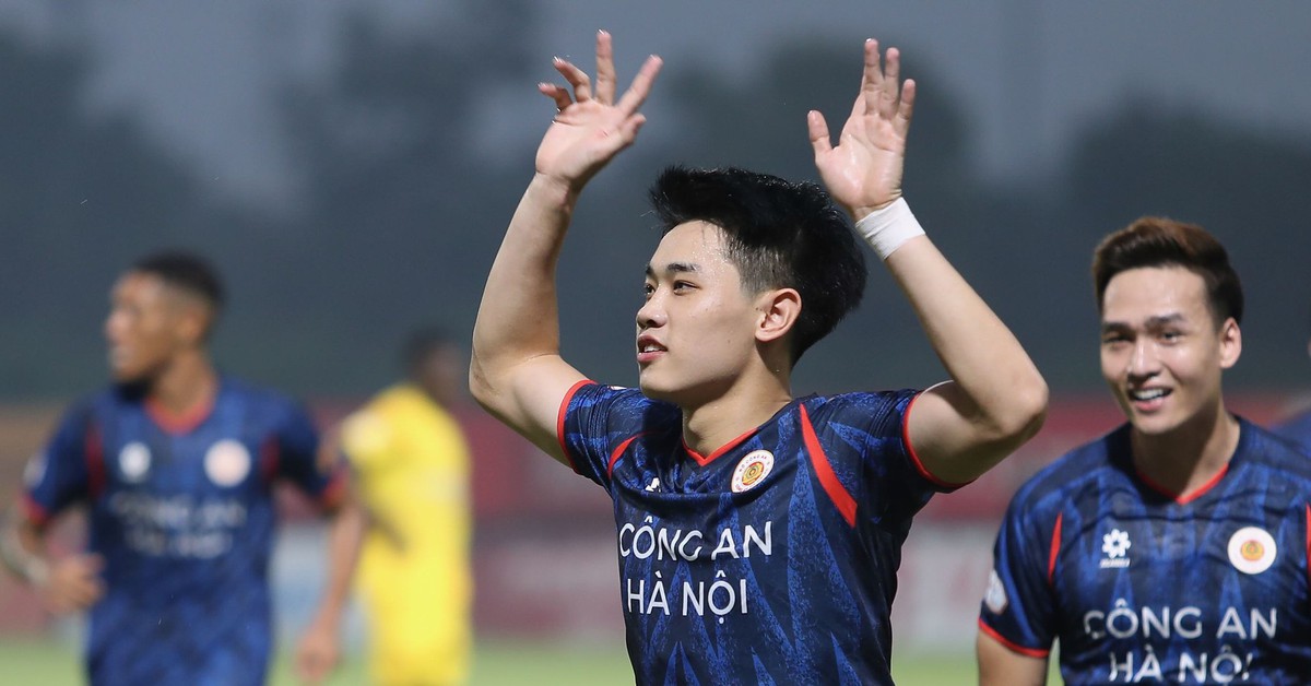 Đình Bắc dần thoát khỏi mác cầu thủ trẻ