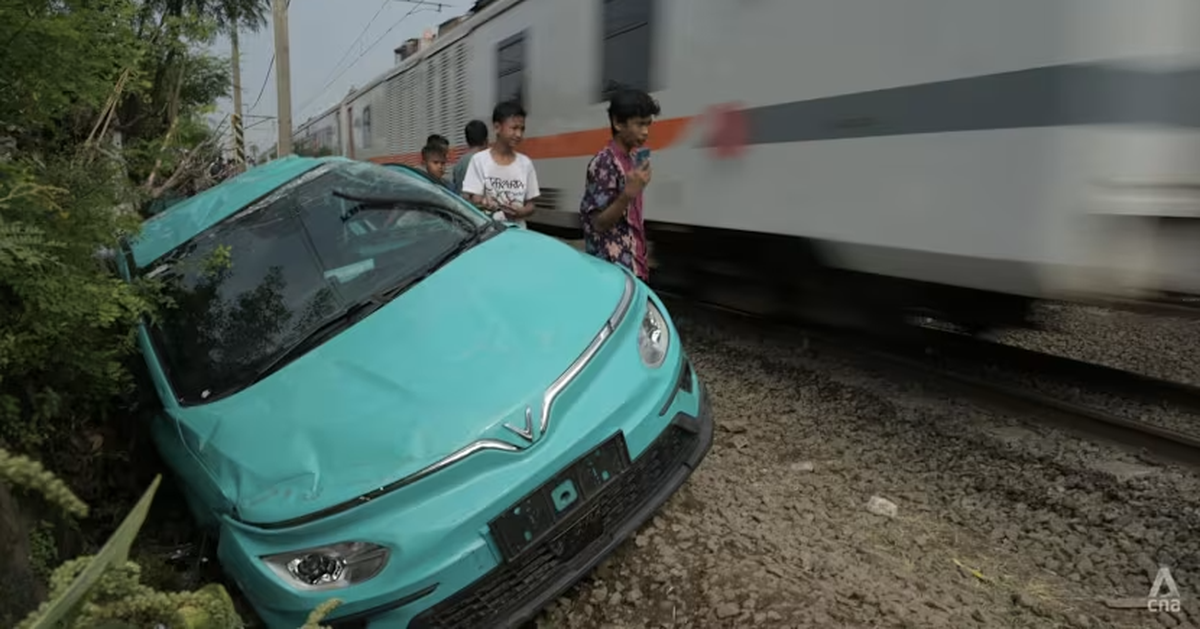 Green SM lên tiếng về chiếc taxi liên quan vụ va chạm tàu hỏa thảm khốc tại Indonesia