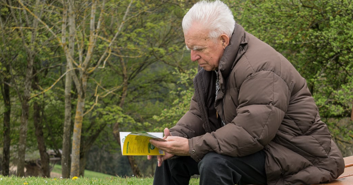 4 dấu hiệu suy giảm sức khỏe dễ bị bỏ qua ở người lớn tuổi