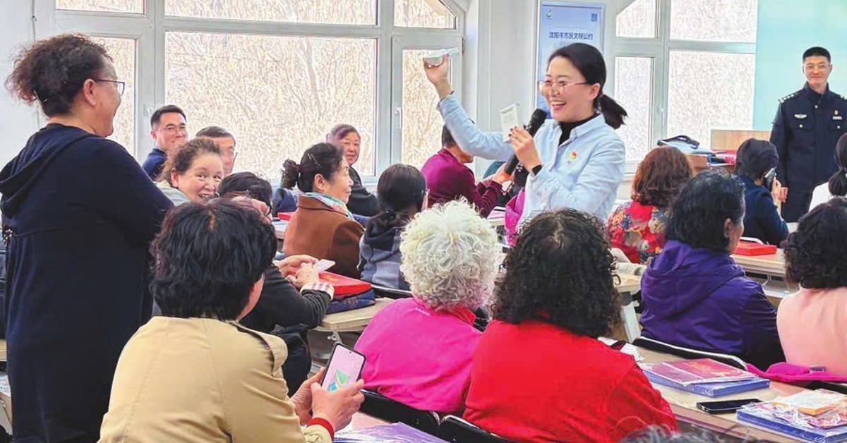 Trung Quốc mạnh tay dọn dẹp 'thần y mạng'