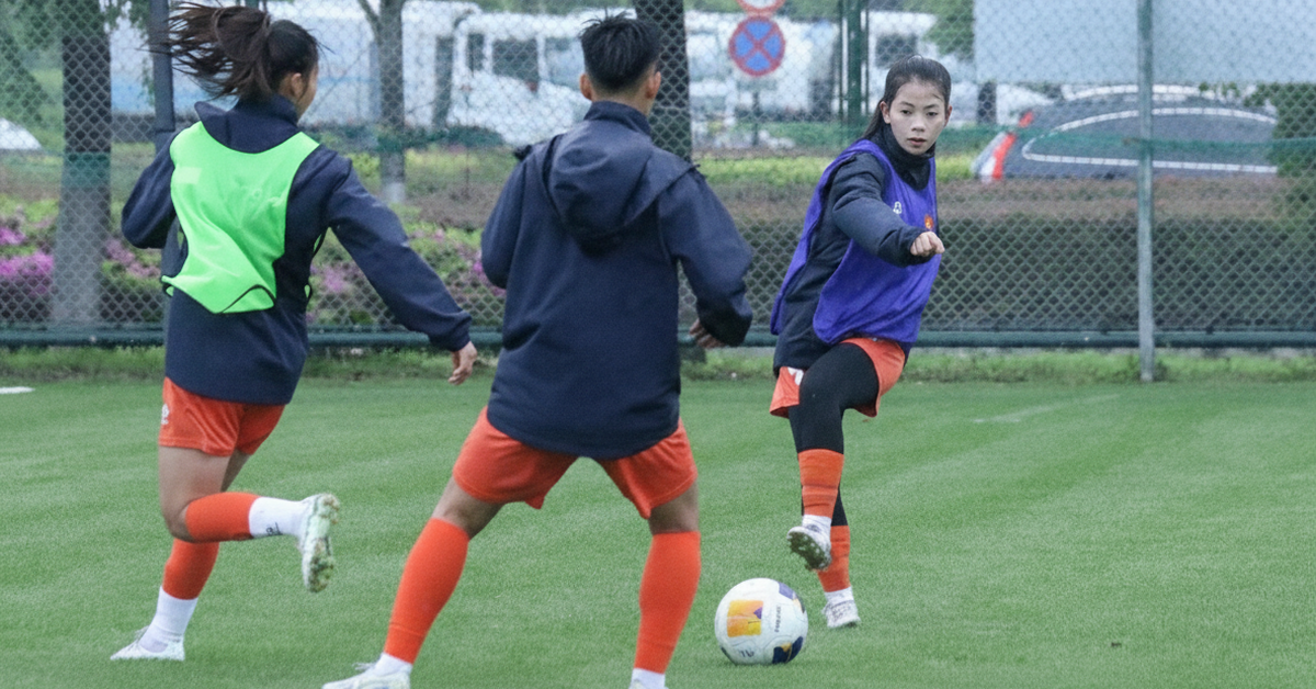 U17 nữ Việt Nam đương đầu với cái rét ở Trung Quốc